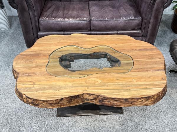 Couchtisch vollholztisch fusion baumkantentisch