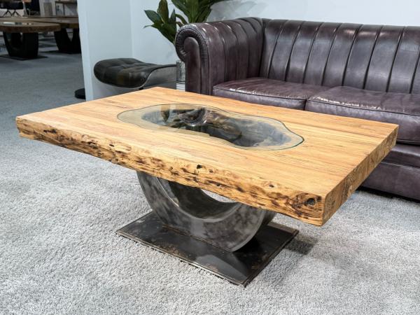 Massivholztisch Baumscheibentisch Couchtisch  Baumkante