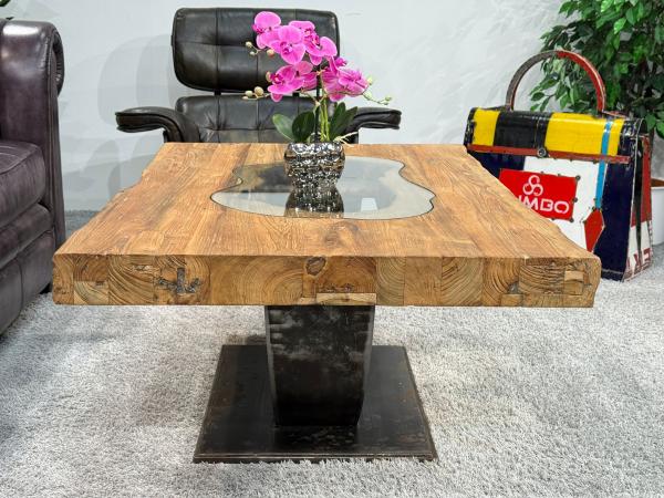 Massivholztisch Baumscheibentisch Couchtisch  Baumkante