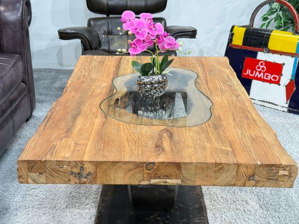 Massivholztisch Baumscheibentisch Couchtisch  Baumkante