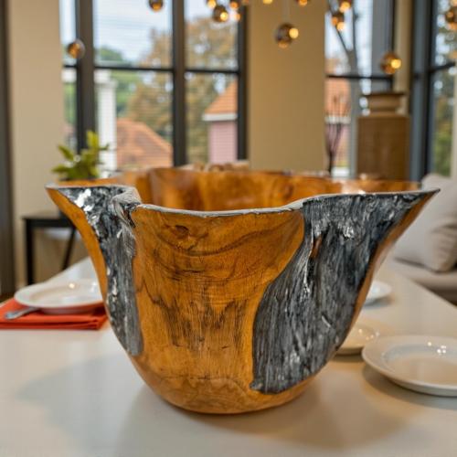 Schale aus Holz Verena Teakholz Handarbeit