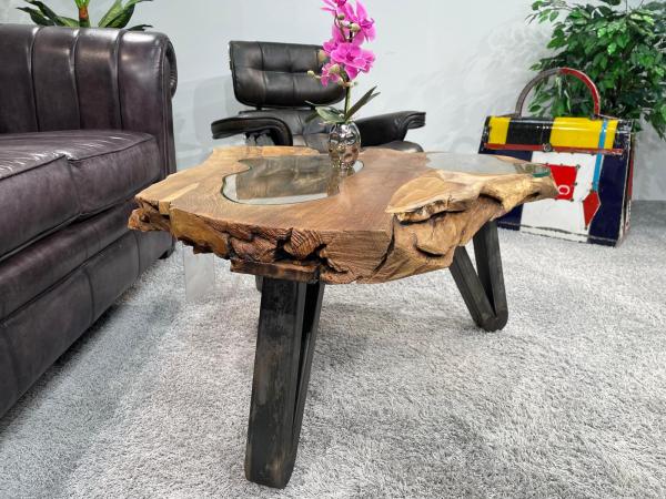 Baumstamm-Couchtisch mit Glasplatte, ca. 99 x 82 x 46 cm