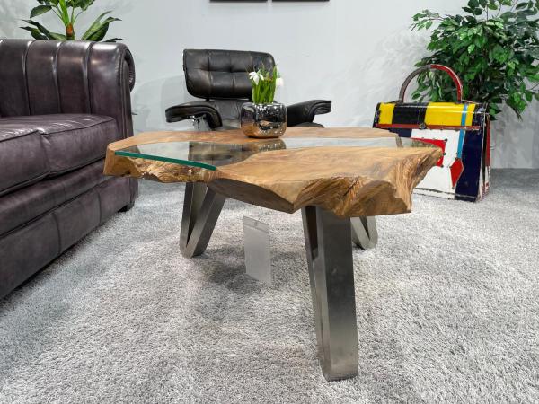Tree trunk coffee table with glass top and plant, 109x86x45 cm
