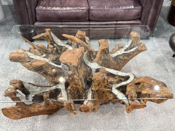 Baumwurzel Couchtisch Root aus Teakholz