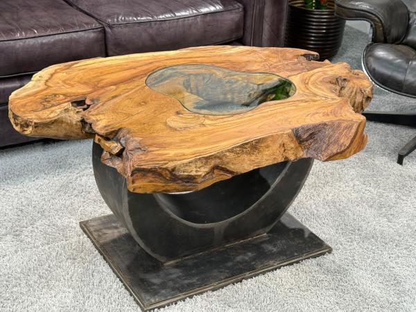 Besonder Couchtisch Expression aus holz Baumscheibe Baumstamm