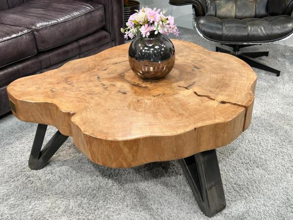 Couchtisch Baumstamm Bromo