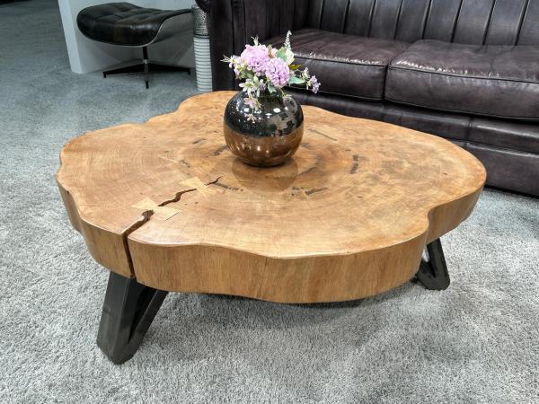 Couchtisch Baumstamm Bromo