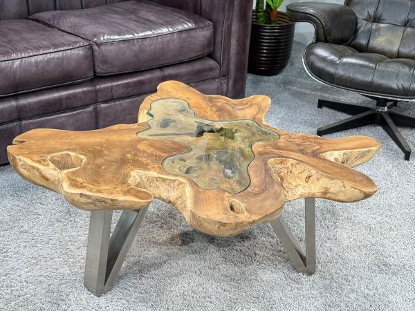 Teakholz-Couchtisch, 110x98x39 cm, unregelmäßige Form