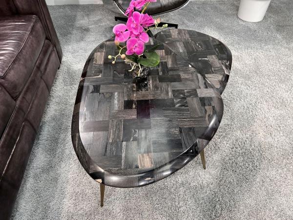 Couchtisch-Set  "Stone Age" aus versteinertem Holz