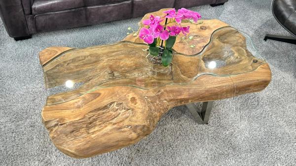 Couchtisch 'Lakeside' aus Teakholz mit Glasplatte, ca. 114 x 87 x 41 cm