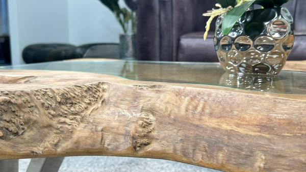 Couchtisch aus Teakholz mit Glas, ca. 114x87x41 cm