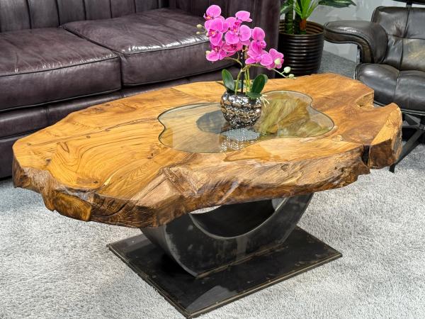 Einmaliger Couchtisch aus Teak Baumscheiben und Glas