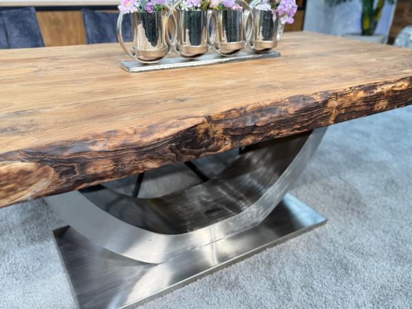 Design Massivholztisch mit extrem starker Tischplatte