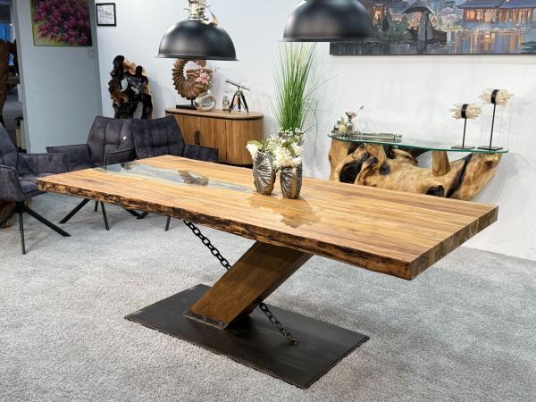 Holztisch mit Metallkette als Fuß, 220x100x78,5 cm