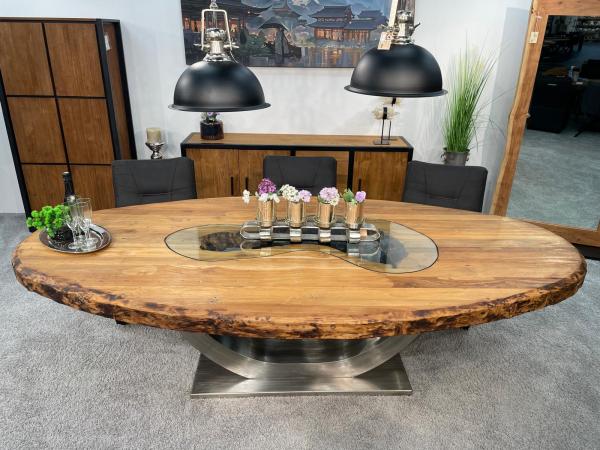 Ovaler Designtisch aus Massivholz und vollmassiver Tischplatte