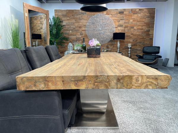 Vollmassiver Wohnzimmertisch aus recyceltem Teakholz 220cm