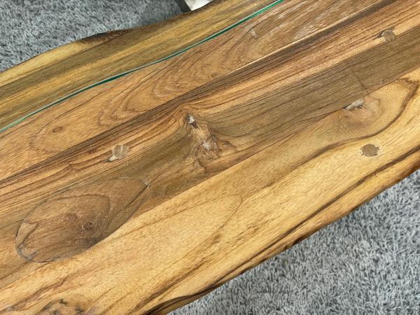 Eckiger Couchtisch "Old Elements" 80 x 60-64 x 45 cm aus recyceltem Teakholz mit Glas und Edelstahl