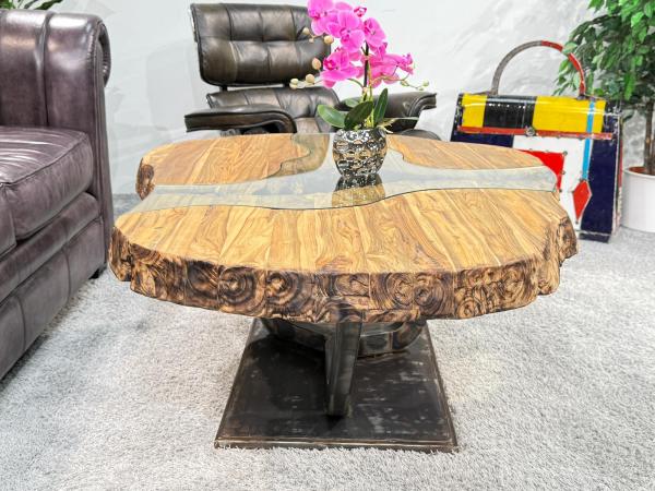 Wohnzimmertisch aus Holz edler Couchtisch Designtisch