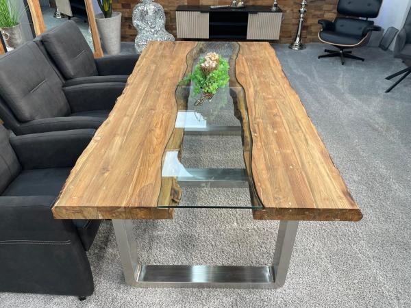 Edler Esstisch Old Elements aus Altholz massiv rechteckig modern rustikal