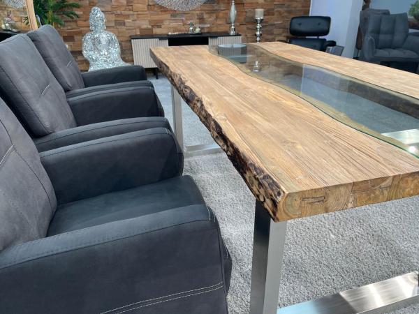 Edler Esstisch Old Elements aus Altholz massiv rechteckig modern rustikal