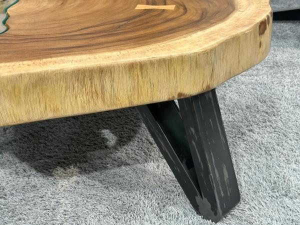 Massiver runder Couchtisch Baumstamm mit Metallgestell