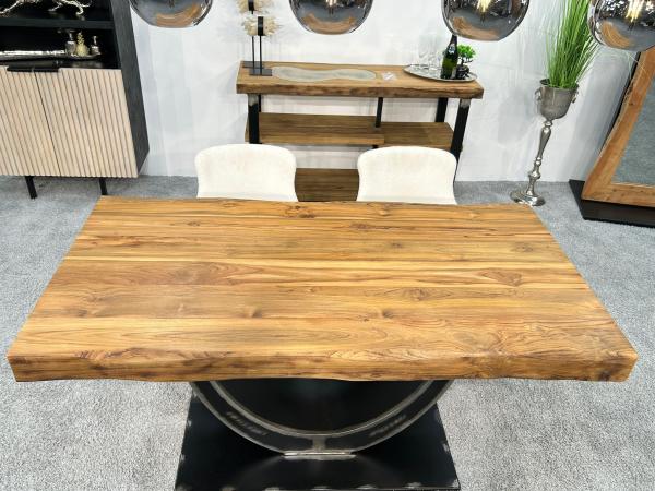 Esstisch fuer 6 Personen Deep Island Bestellware