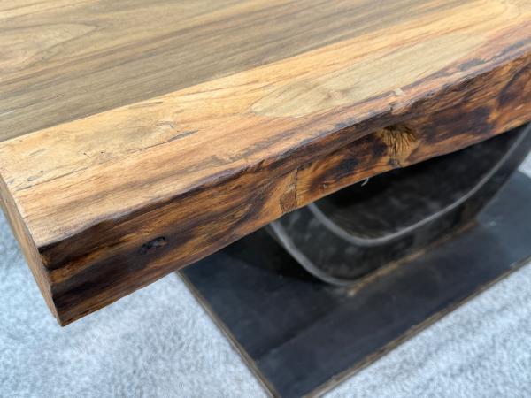 Esstisch aus recyceltem Holz für 6 Personen, Metallgestell