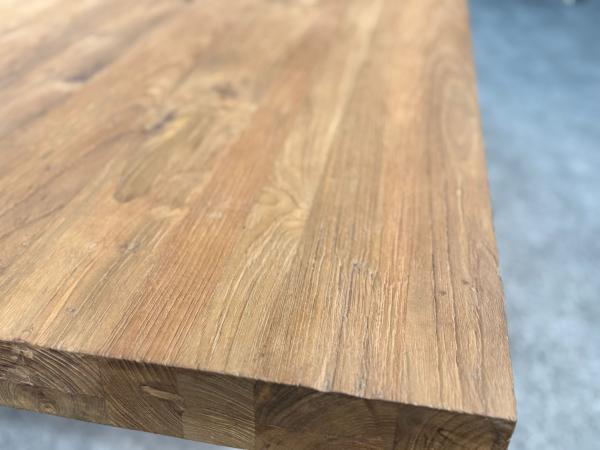 Esstisch Massivholztisch mit U-Gestell  Deep Island