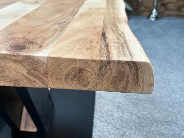 Esszimmertisch Akazie 180 cm