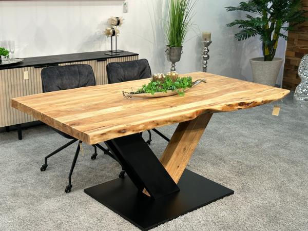 Esszimmertisch Akazie 180 cm