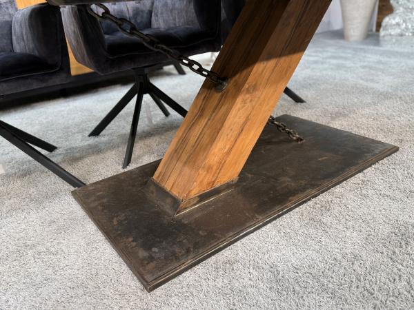 Holztisch Esstisch extravaganter Tisch 220 cm