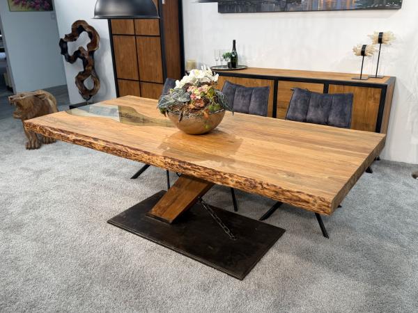 Holztisch Esstisch extravaganter Tisch 220 cm