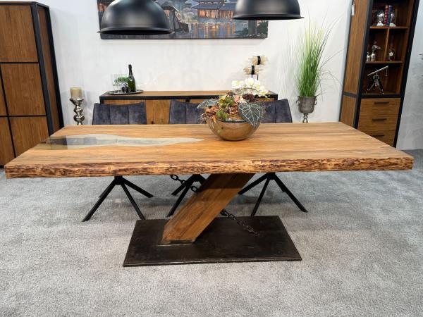 Holztisch Esstisch extravaganter Tisch 220 cm