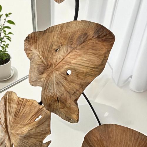 Dekoration Leaves aus Holz mit Stahl freistehend