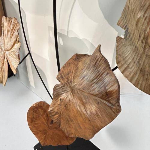 Dekoration Leaves aus Holz mit Stahl freistehend