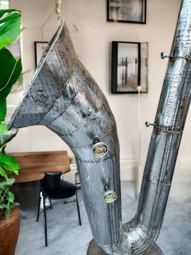 Skulptur aus recyceltem Metall Saxophon XXL