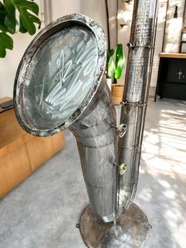 Skulptur aus recyceltem Metall Saxophon XXL