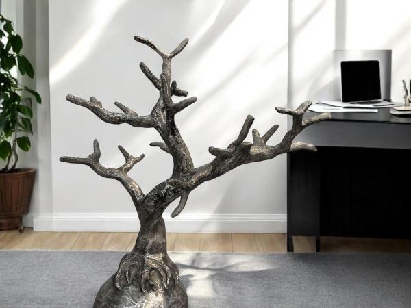 Große Deko-Figur aus Aluminium Mann mit Baum