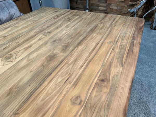 Langer Esstisch 350 cm Deep Island Bestellware