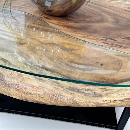 Baumscheiben Esstisch "Lakeside" aus massivem Suarholz