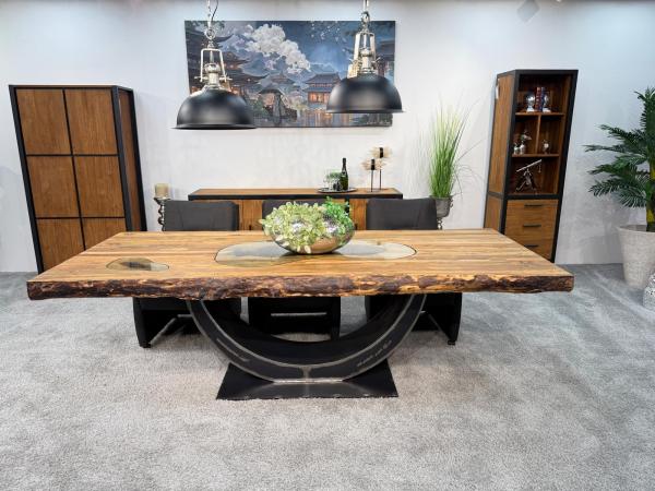 Massiver Teakholztisch mit Halbmond Stahlfuss 250cm