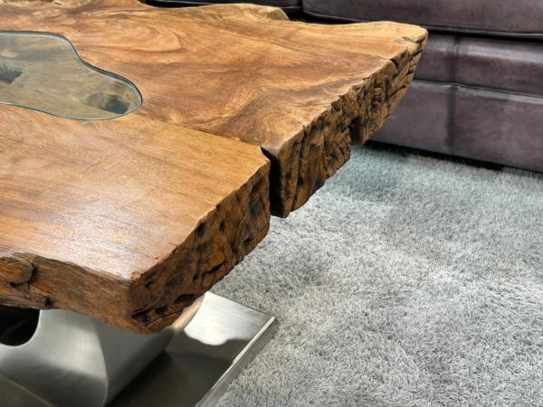 Massivholz Couchtisch Baumstamm Baumscheibe Expression Handarbeit