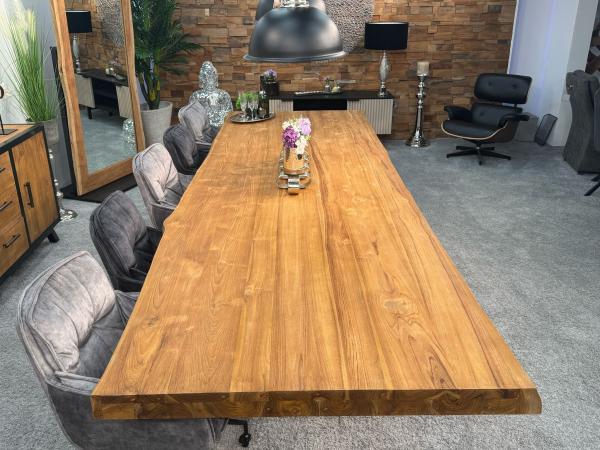 Esstisch mit Baumkante Atlanta 300 cm