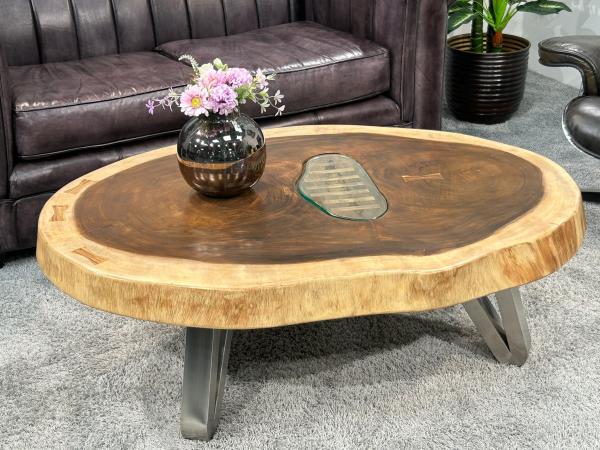 Massiver runder Couchtisch Baumstamm mit Metallgestell