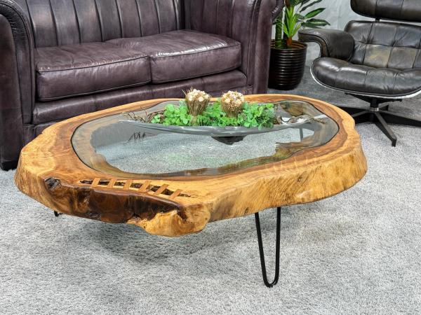 Massiver runder Couchtisch Baumstamm mit Metallgestell