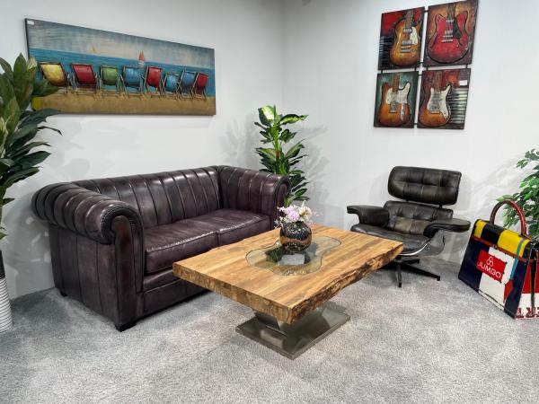 Design Couchtisch aus recyceltem Holz