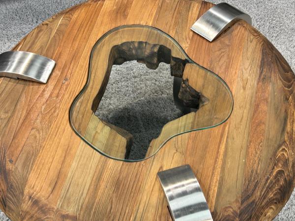 Runder Couchtisch aus Holz Clash
