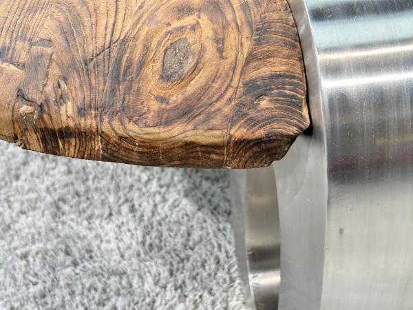 Runder Couchtisch aus Holz Clash