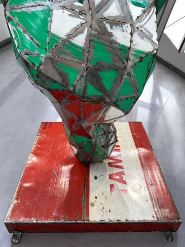 Metalldeko Metallskulptur Alteisen Handarbeit Pferdekopf Ölfässer