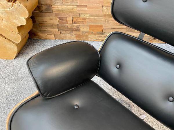 Eames Lounge Chair Replica schwarz silber